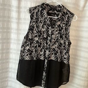 Hurley women’s sleeveless top size Medium